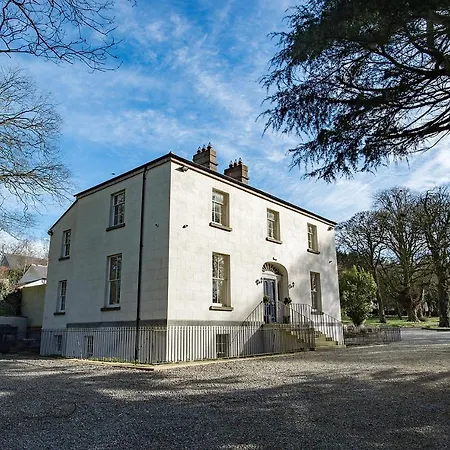 Boyne House